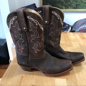 Super cute Cowboy western boots